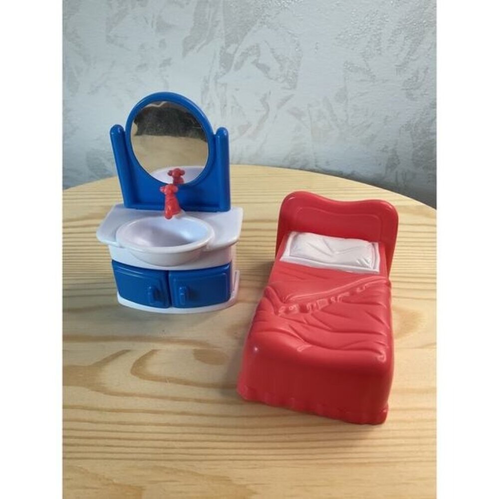 Miniature Dollhouse Bed & Vanity Set For Kids Or Collectors Red & Blue Plastic F
